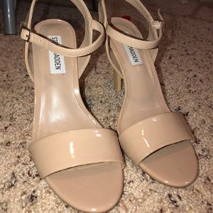 Steve Madden nude heels